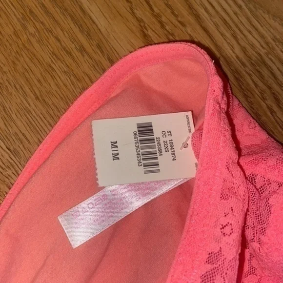 VS PINK || NWT Bandeau Top! 😍 - Picture 4 of 4